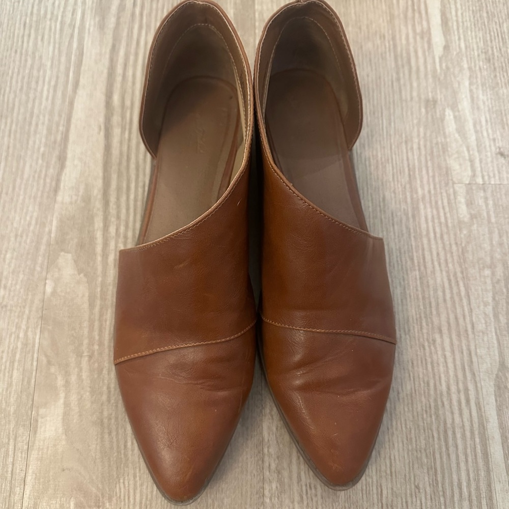 Universal Thread Brown Flats